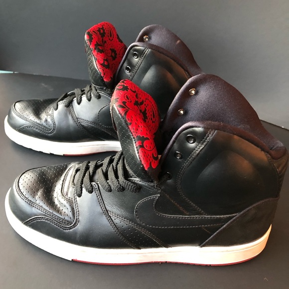 ‘Vintage’ style Nike high tops - Picture 2 of 7